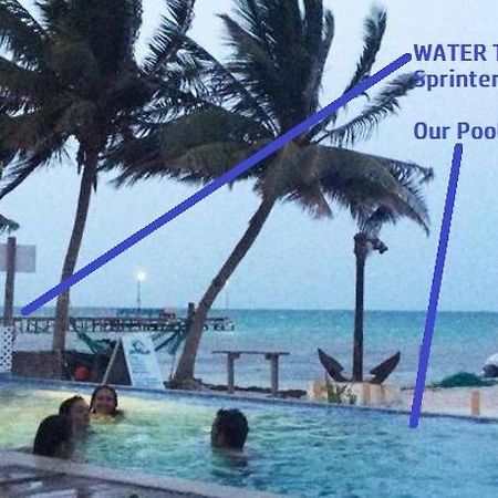Beach Club Budget Rooms At Popeyes Caye Caulker Bagian luar foto